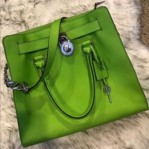 ♦️SOLD♦️Michael Kors Lime Green Hamilton